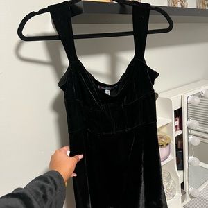 Velvet mini